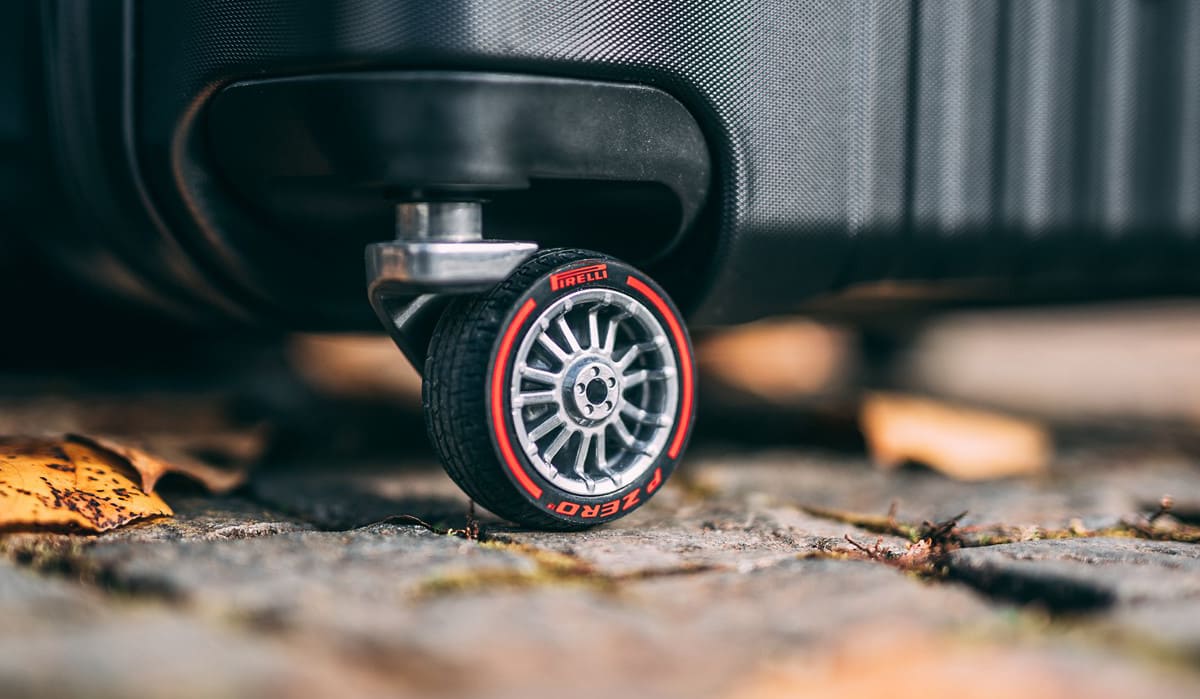 Montblanc и Pirelli представили элитный чемодан Montblanc и Pirelli представили элитный чемодан